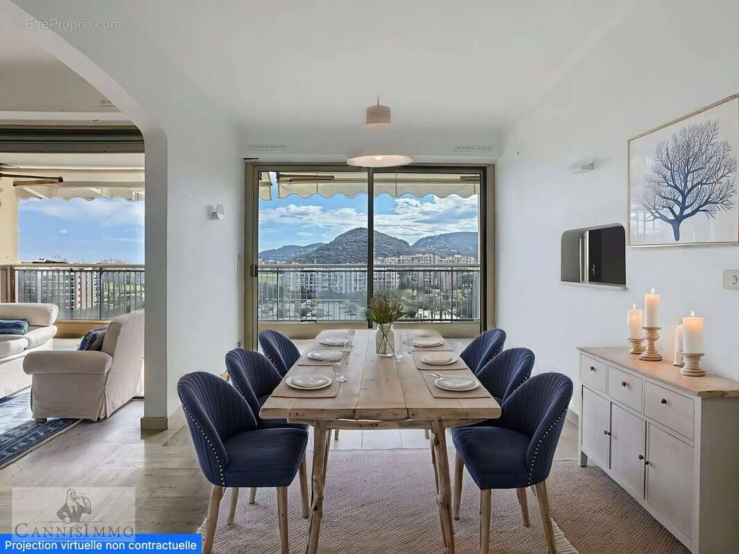 Appartement à MANDELIEU-LA-NAPOULE