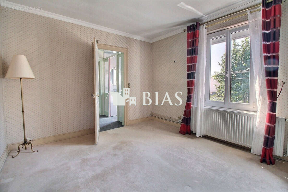 Maison 121 m² à Le Petit-Quevilly  - photo 8