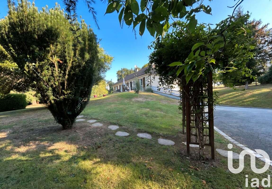 Maison 120 m² à Saint-Junien  - photo 2