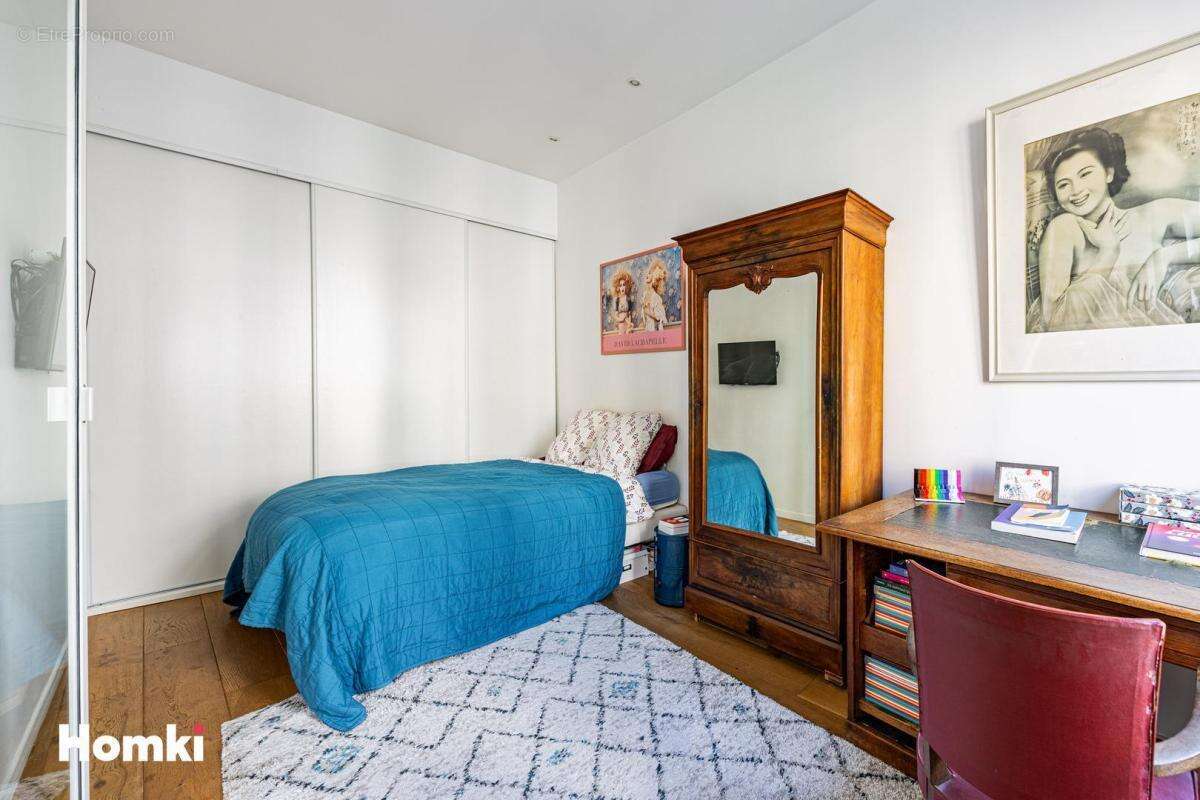 Appartement à PARIS-10E