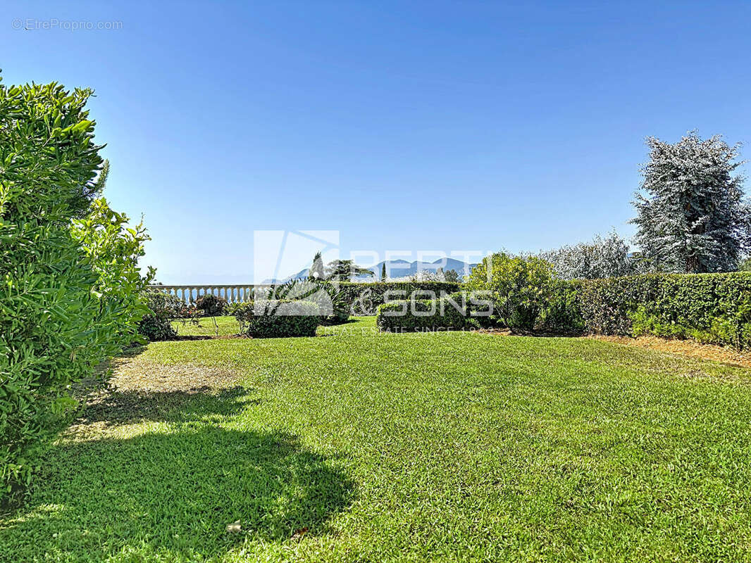 Vue mer et estrel - grand jardin - photo 7