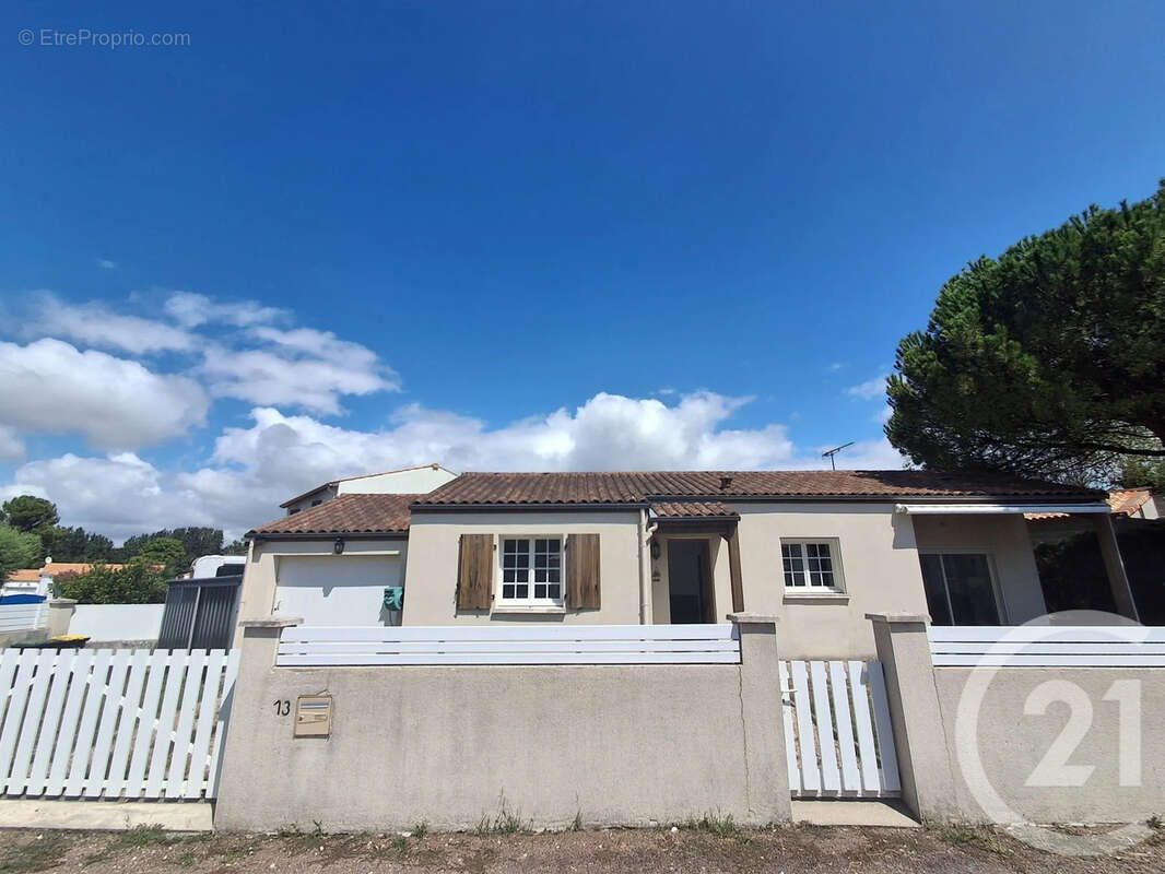 Maison 81 m² à Royan  - photo 4