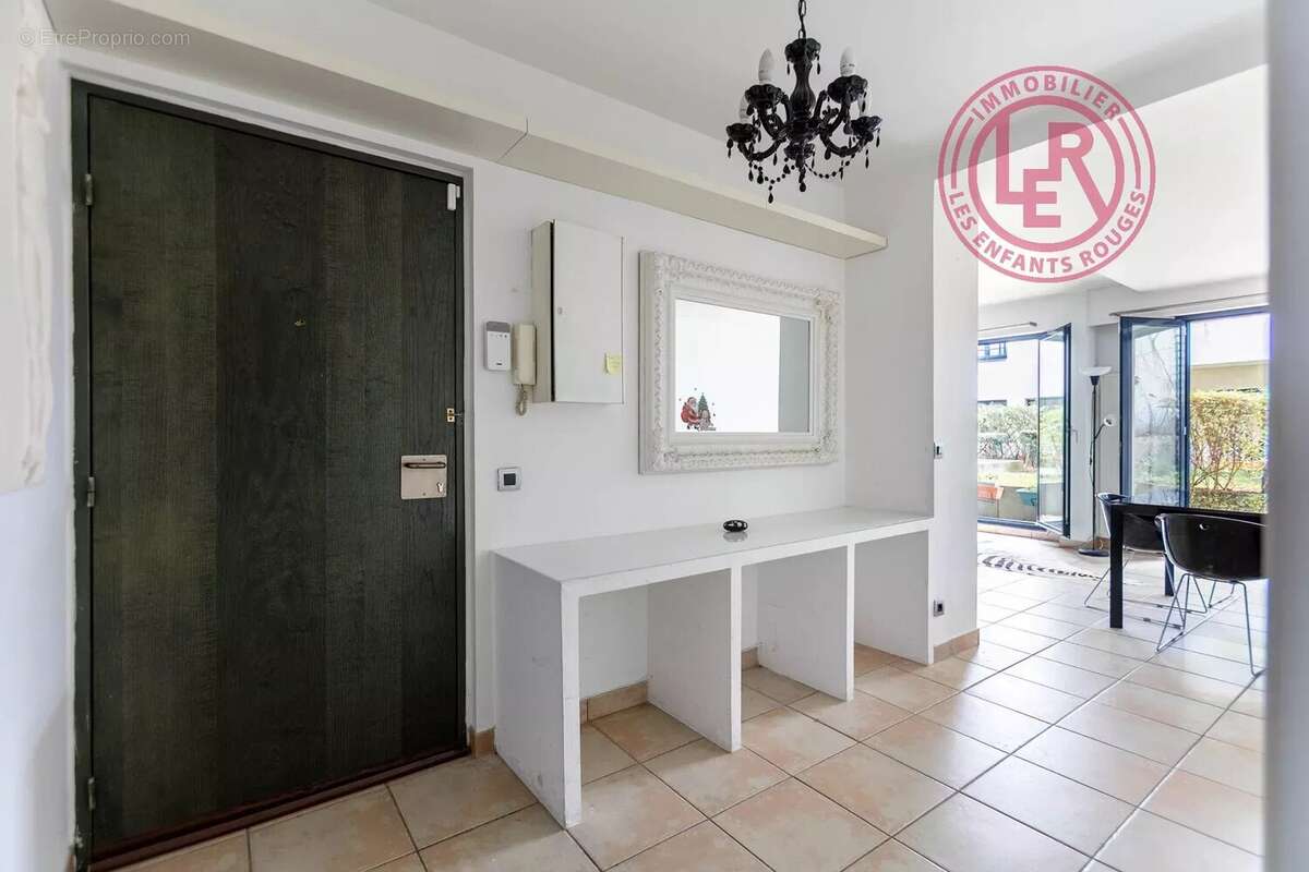 Appartement à PARIS-10E