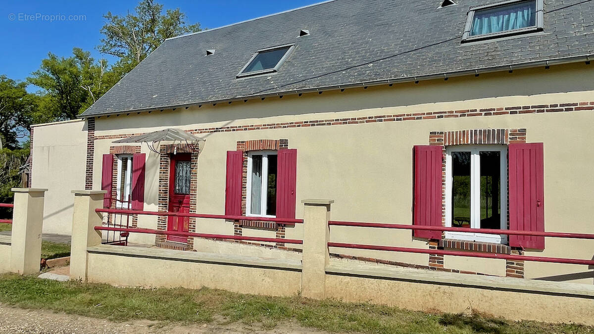 Maison à BRETEUIL