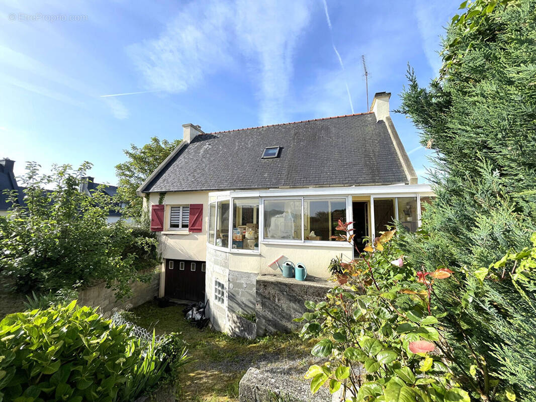 Maison à PLUGUFFAN
