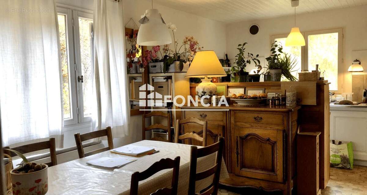 Maison à LE MONETIER-LES-BAINS