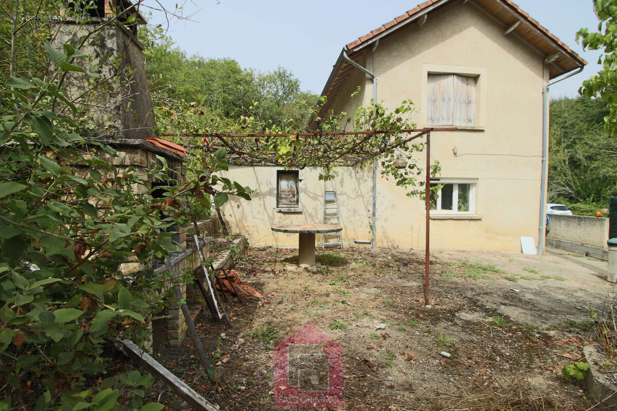 Maison à PUY-L'EVEQUE