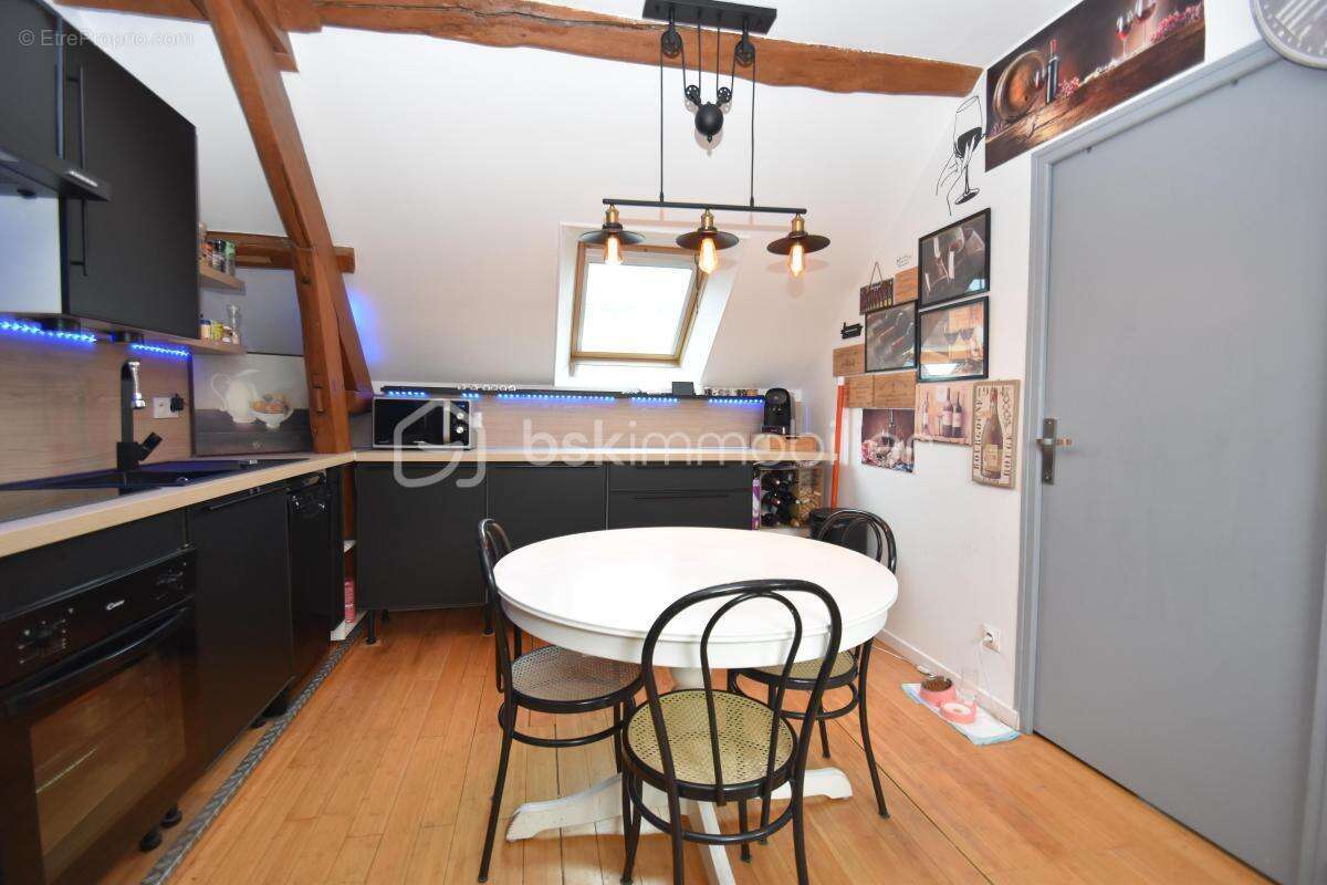 Appartement à AUNEAU