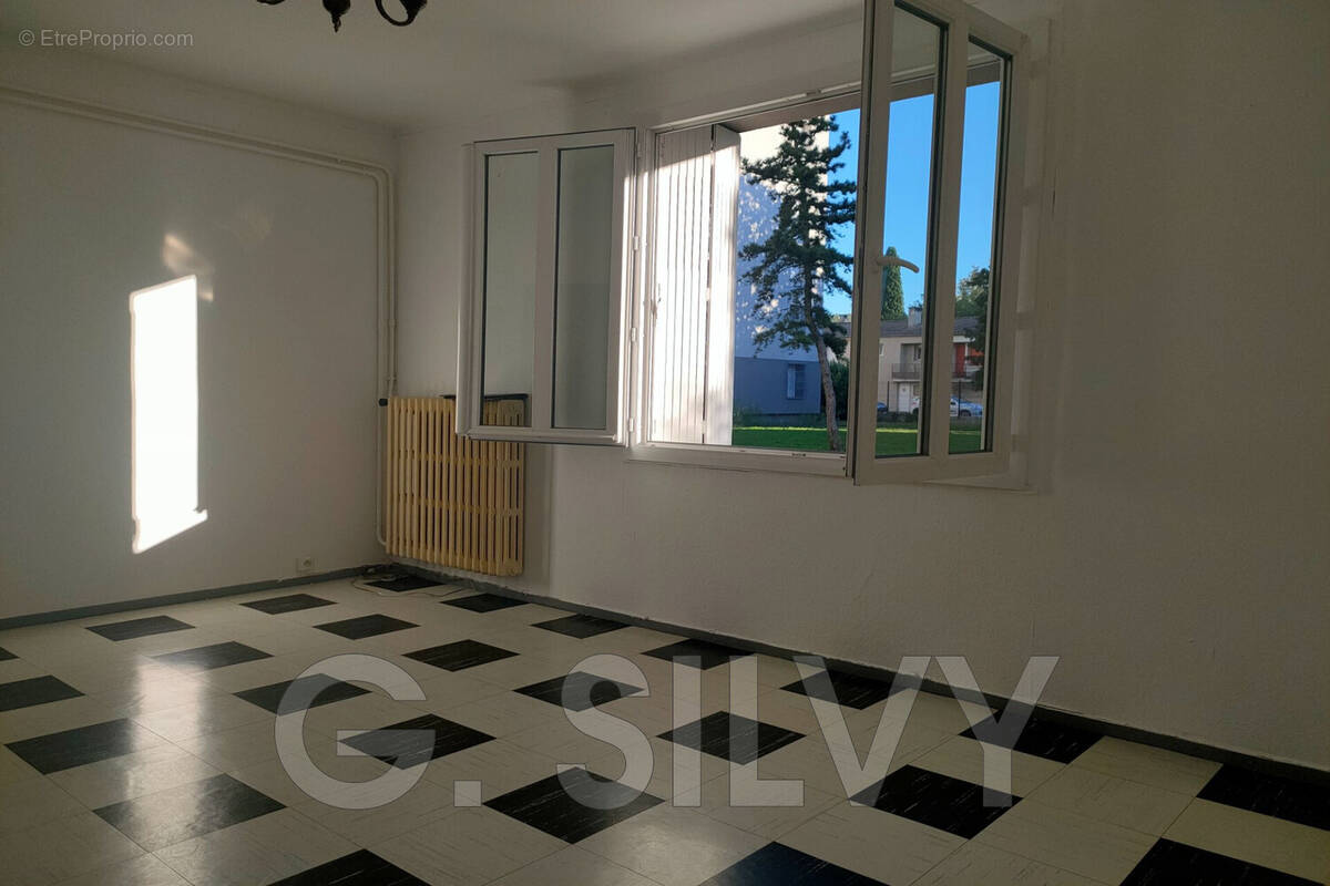 Appartement à ORANGE