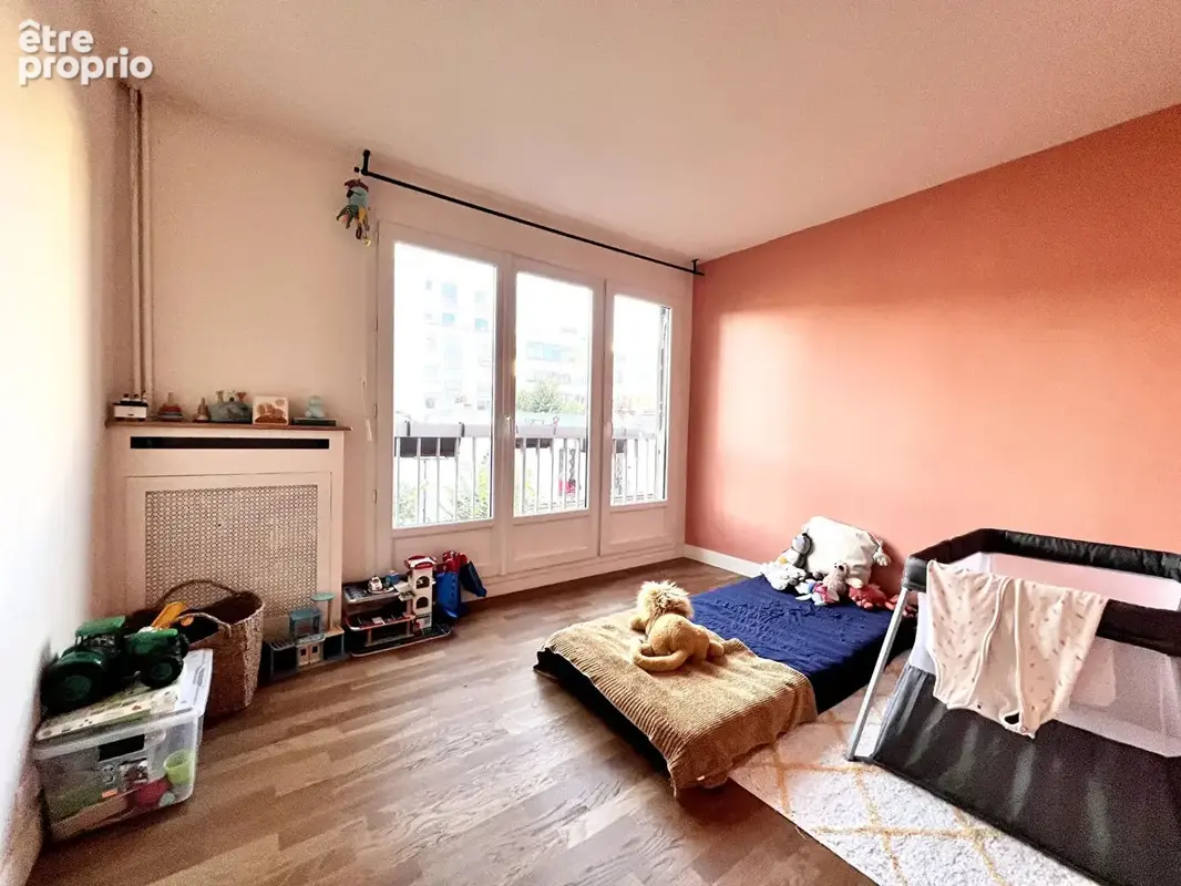 18ème - Proche Jules Joffrin - 5P 3CH 105M2 - photo 10