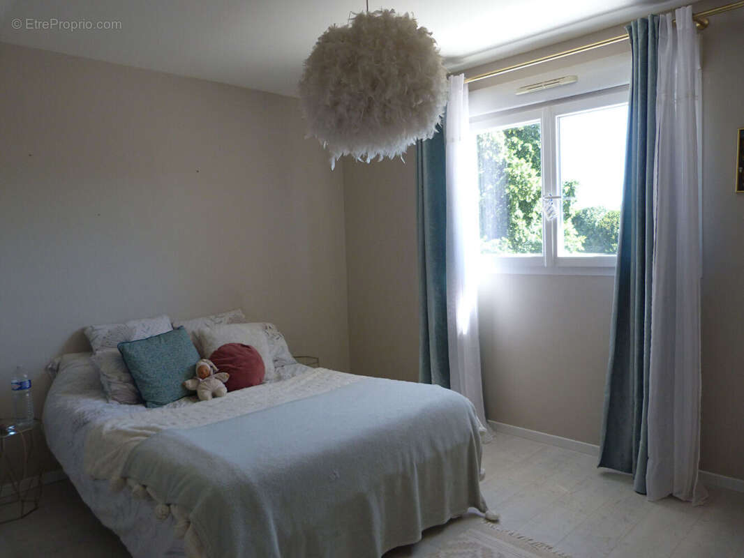 Pavillon récent - Contemporain - 4 chambres - photo 11