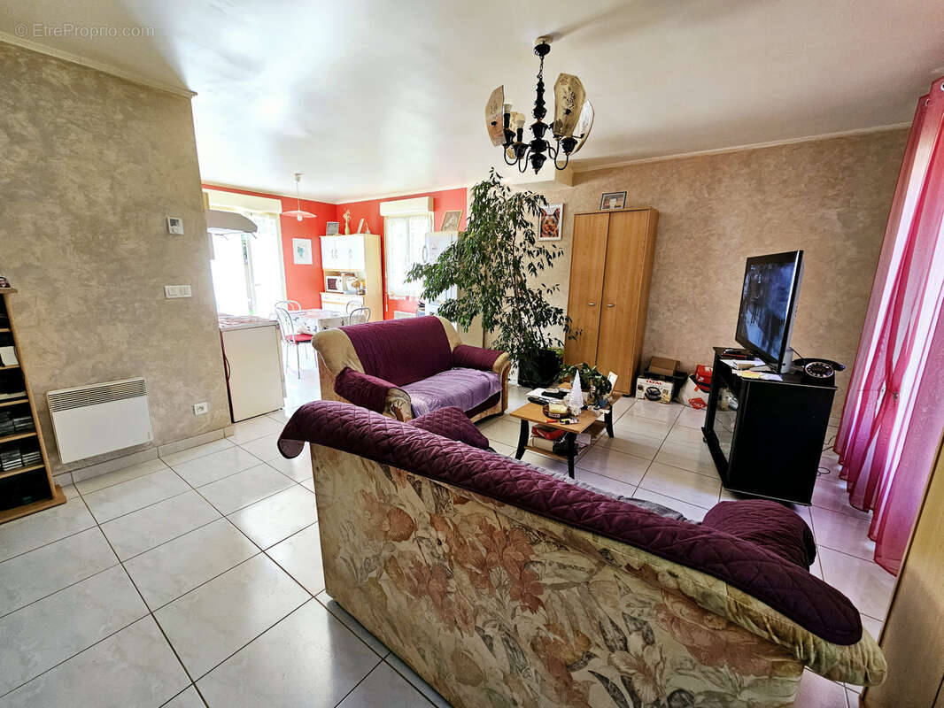 Maison à AIX-EN-OTHE