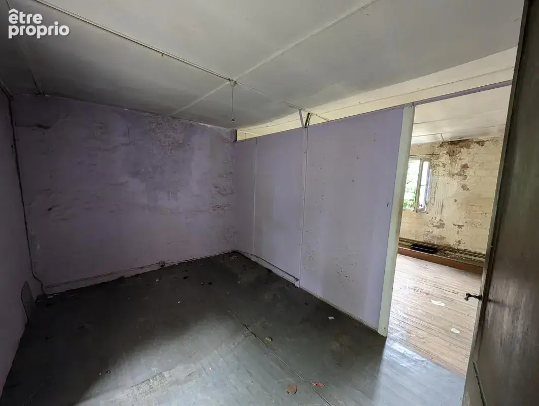 Maison à rénover 85m² avec jardin 465m² FARGUES ST HILAIRE 110 000€ - photo 6