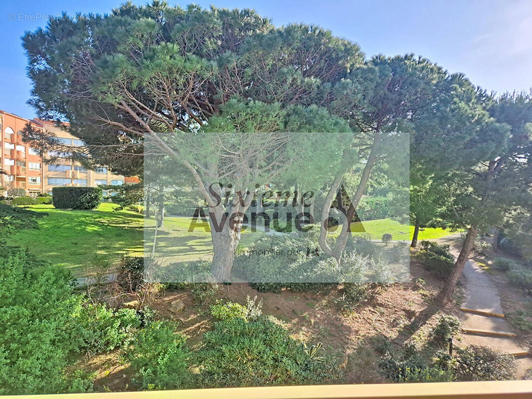 Appartement à SIX-FOURS-LES-PLAGES