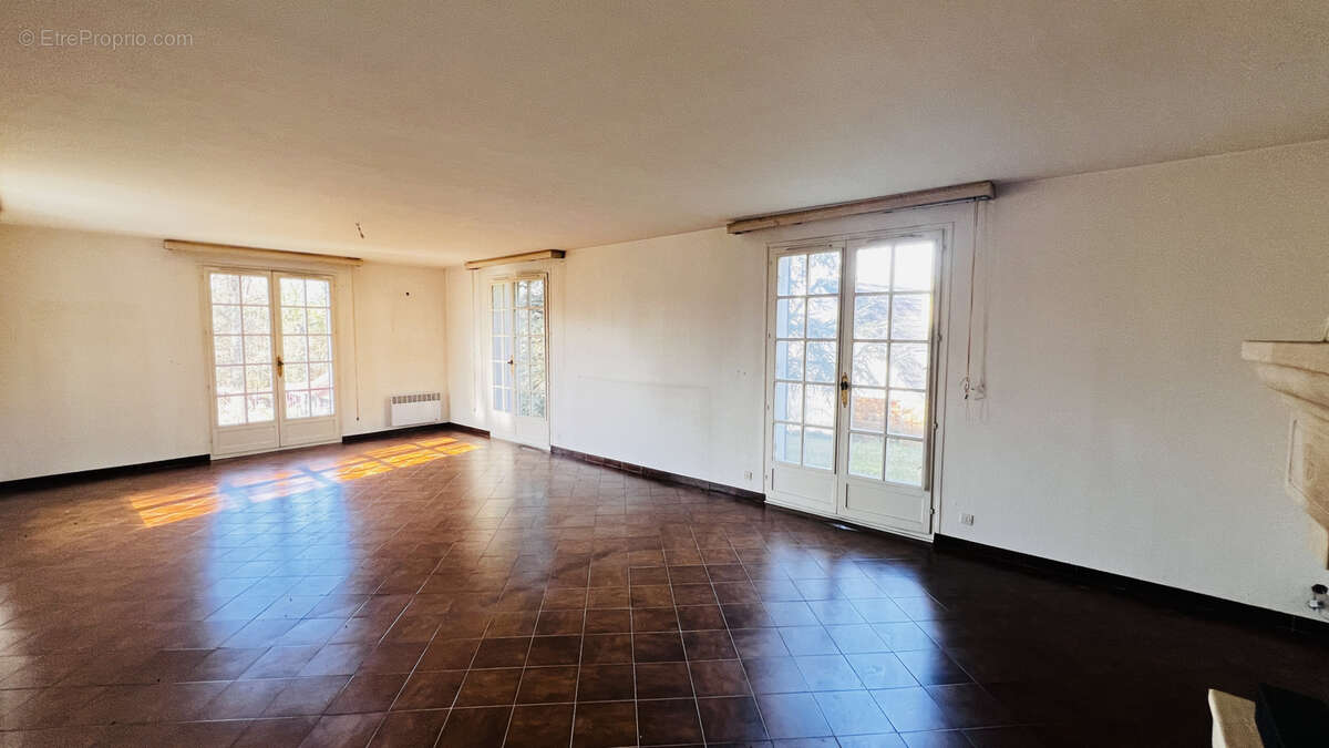 Maison à LA FERTE-ALAIS