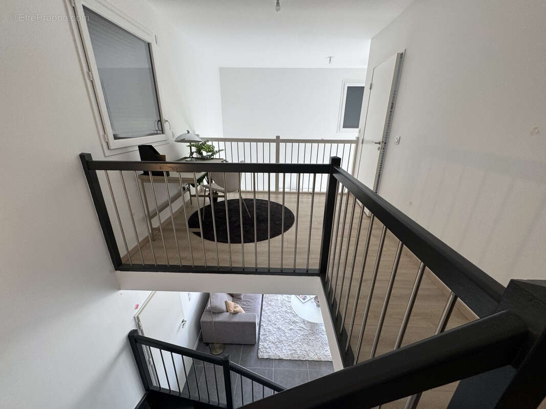 Jardin - Notaire Offert - Garage - 2 parkings - Piscine - photo 15