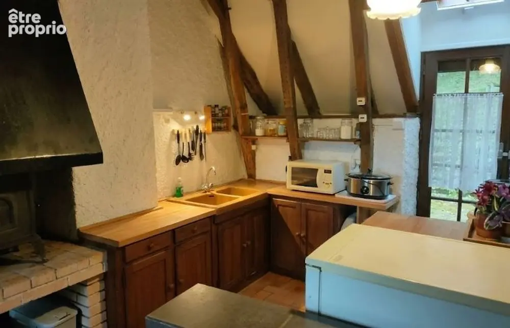 En impasse, Maison en pierre  4 pièces 110 m2 - photo 8