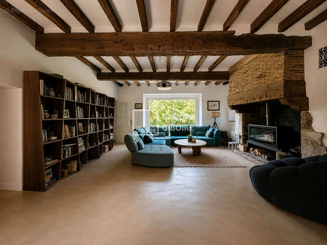 A vendre - giboire - longere renovée  de 210 m² - bourgbarré - terrain de 3600 m² - exposition sud-ouest - calme - plain-pied -  - photo 5