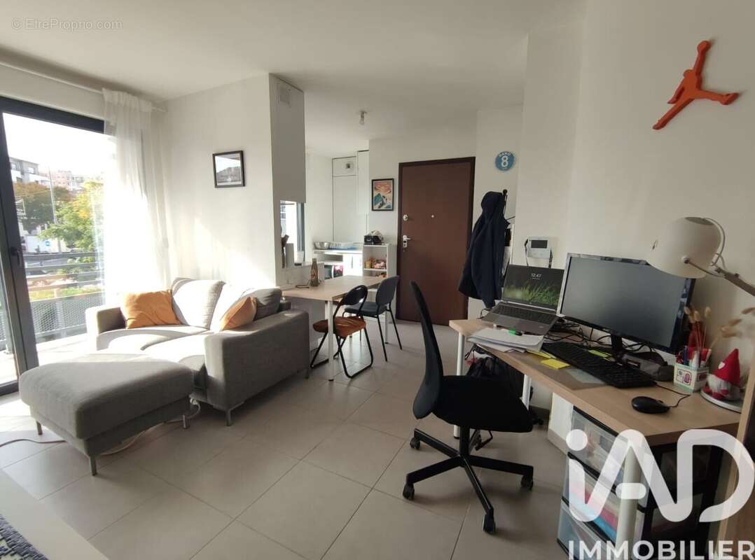 Photo 2 - Appartement à NANTERRE
