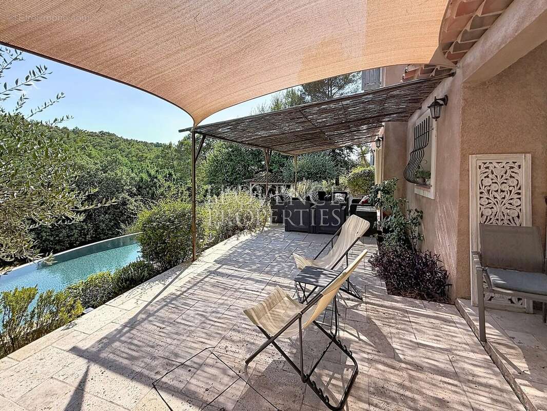 Maison à CARCES