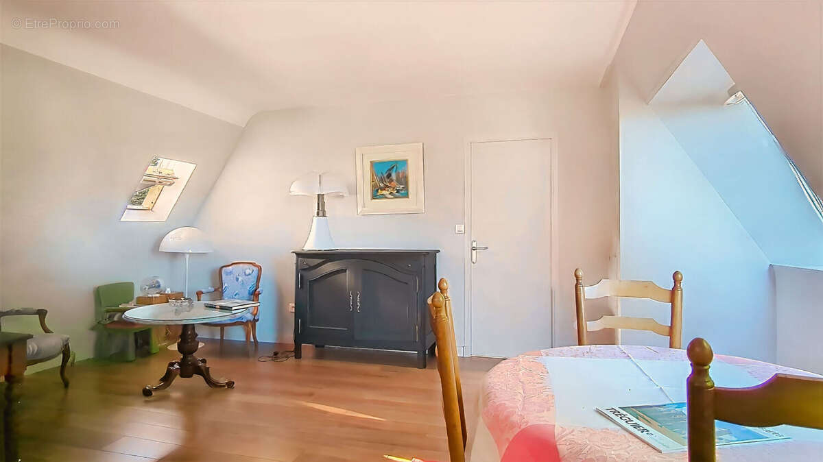 Maison de Prestige  à Tréguier : 5 Chambres + Appartement T3 Indépendant - photo 12