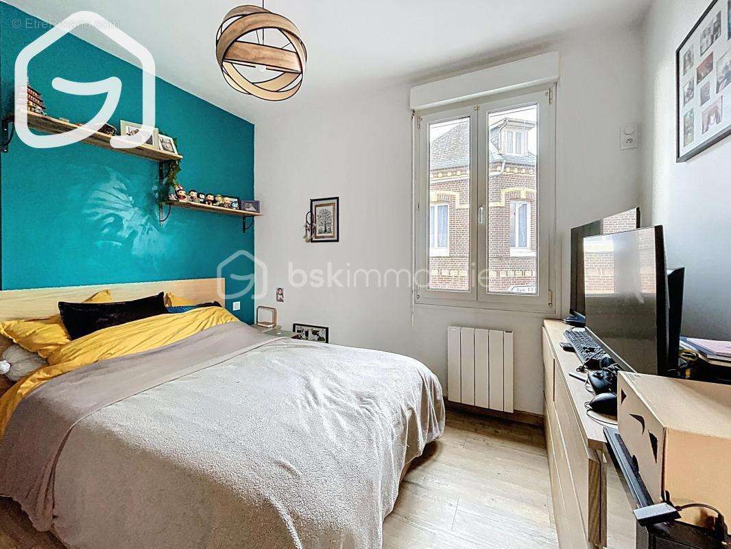 Maison à SAINT-ETIENNE-DU-ROUVRAY