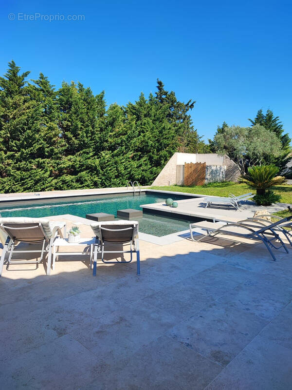 Maison à PERNES-LES-FONTAINES