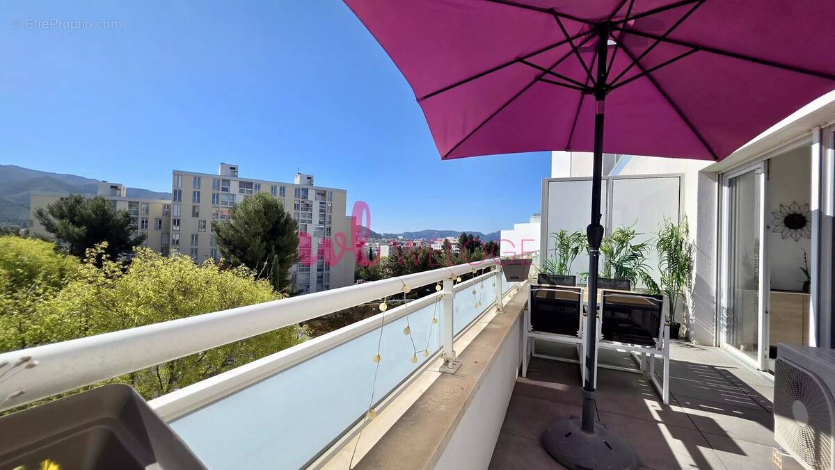 Appartement à MARSEILLE-12E