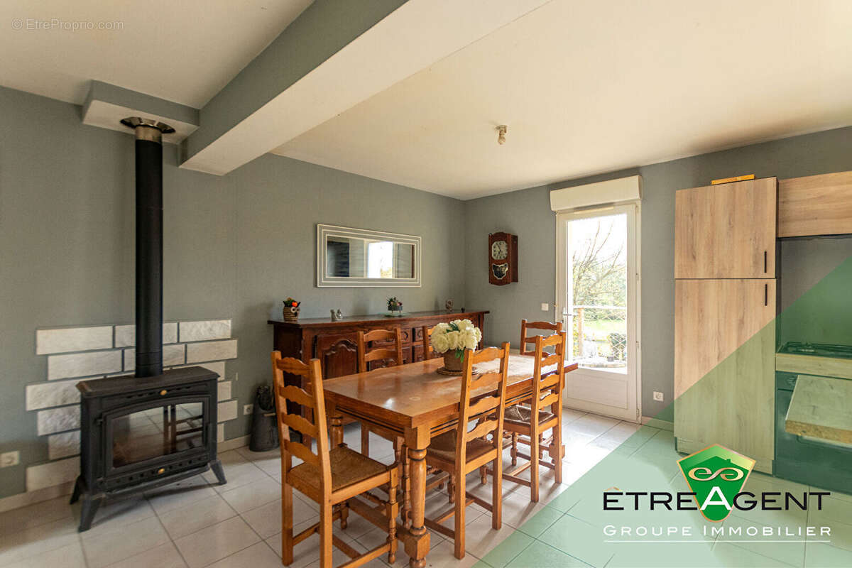 Maison à BONSMOULINS