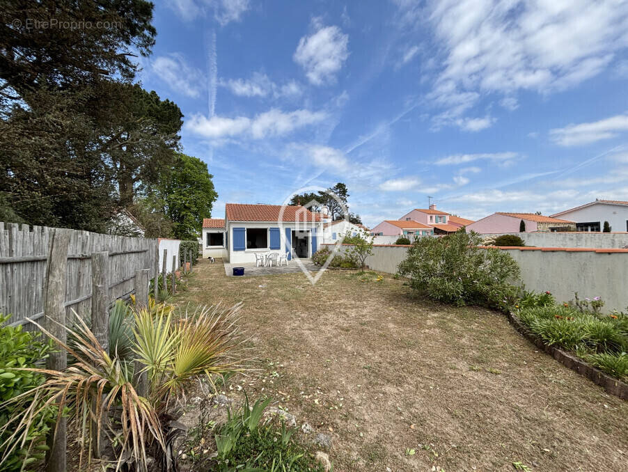 Maison à L&#039;EPINE