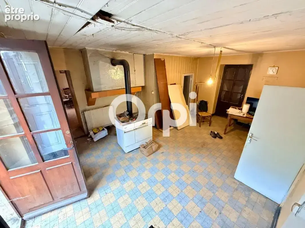 Lumbin Maison de village à rénover entièrement – Fort potentiel – 120 m² habitables – 151 900 € - photo 4