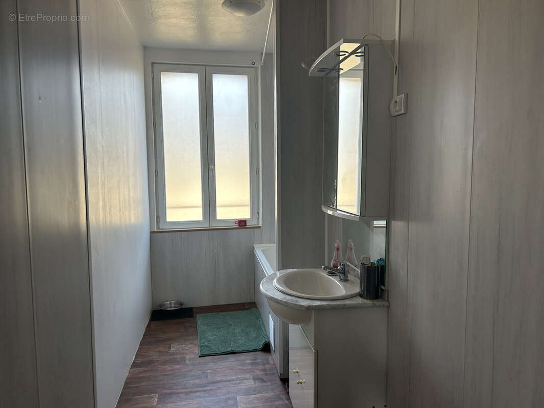Appartement à GACE