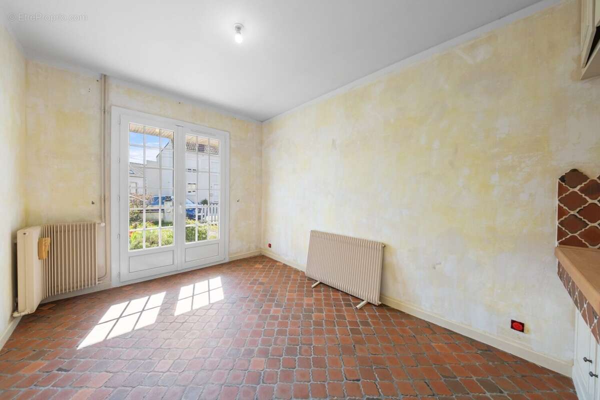 Maison à SAINT-JEAN-DE-LOSNE