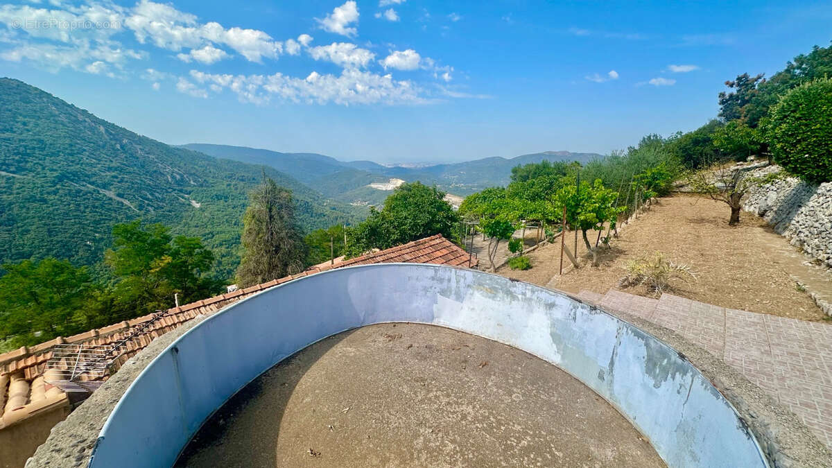 Peille Maison proche du village avec vue dégagée campagne - photo 7