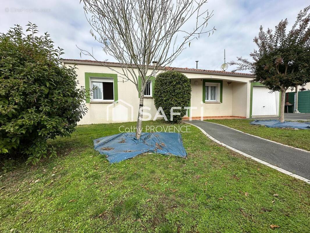 Photo 1 - Maison à LANDERONDE