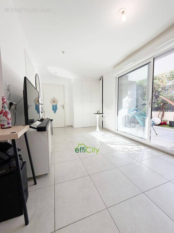 Appartement à MARSEILLE-9E