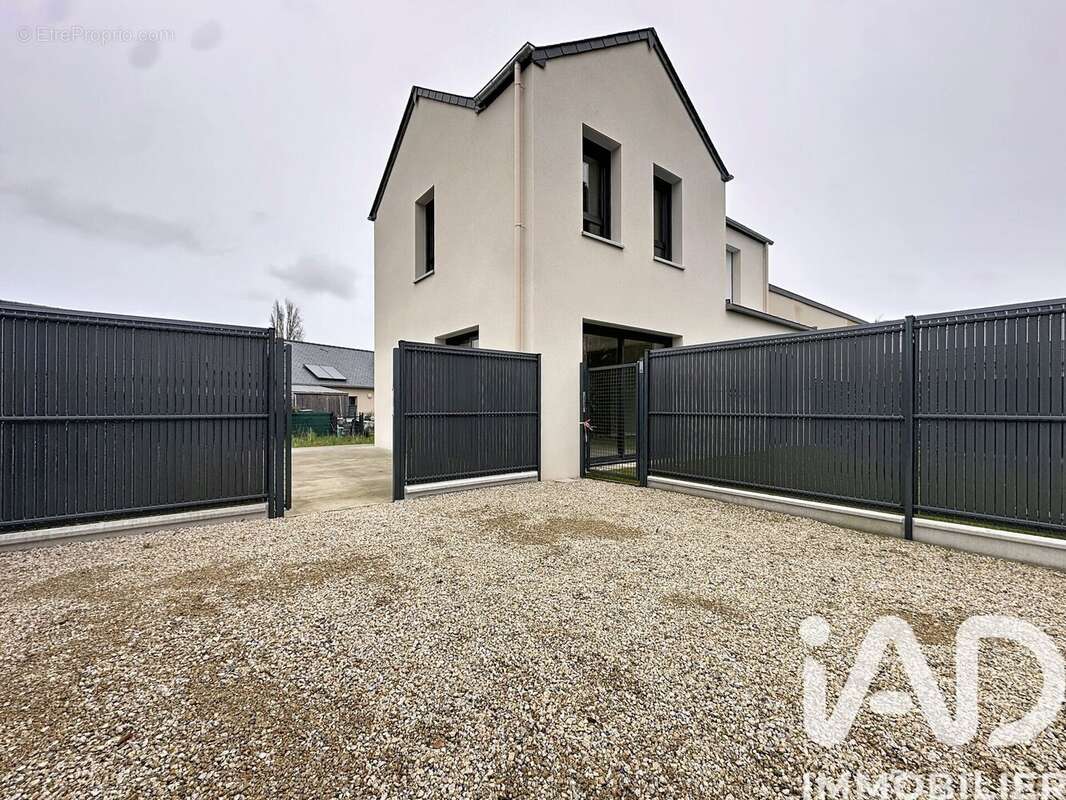 Photo 2 - Maison à LA GOUESNIERE