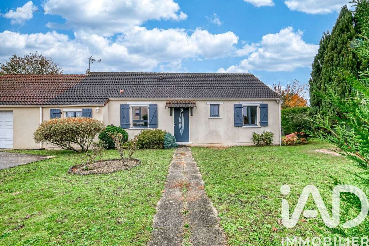 Photo 2 - Maison à VOINSLES