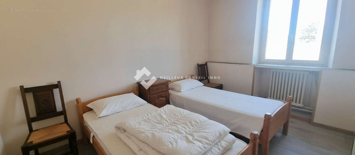 Maison 8 pièces 192 m² à vendre à Plounerin (22780) - photo 7
