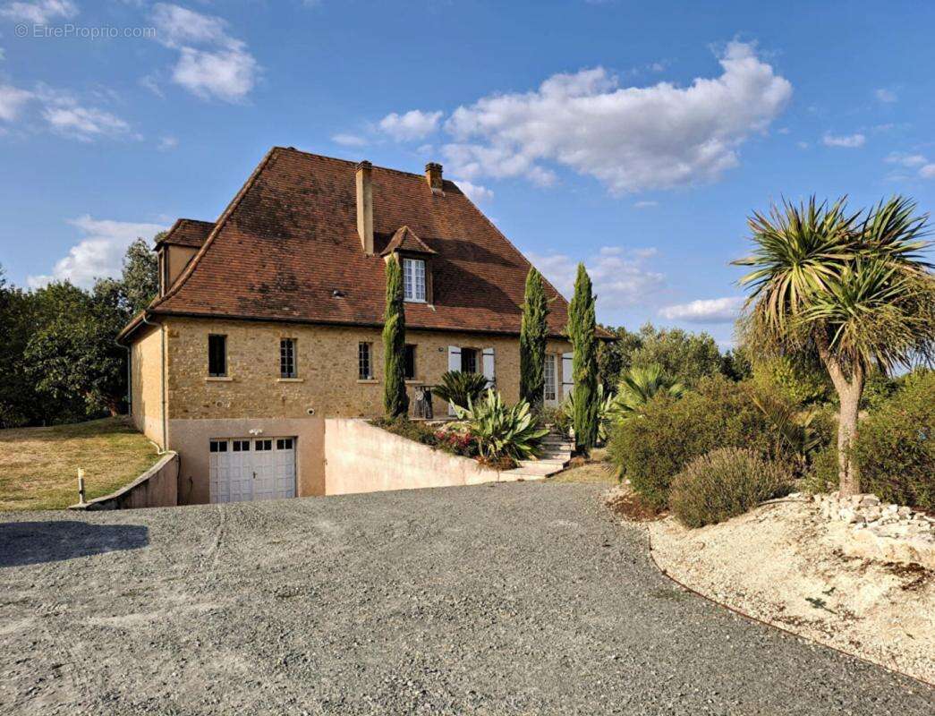 Maison périgourdine de 170 m² - terrain de 1,5 H avec piscine et accès direct à la Dordogne à Eynesse (33220 - photo 17