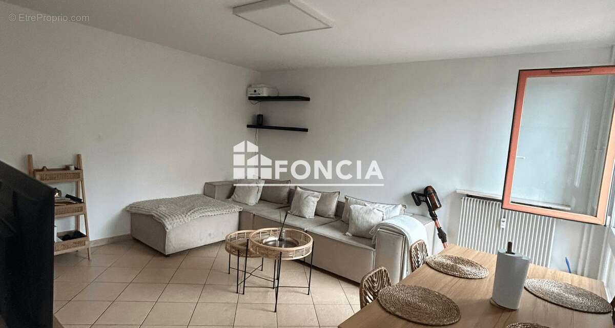 Appartement à CORBEIL-ESSONNES