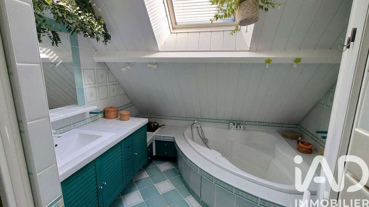 Photo 8 - Maison à VELIZY-VILLACOUBLAY