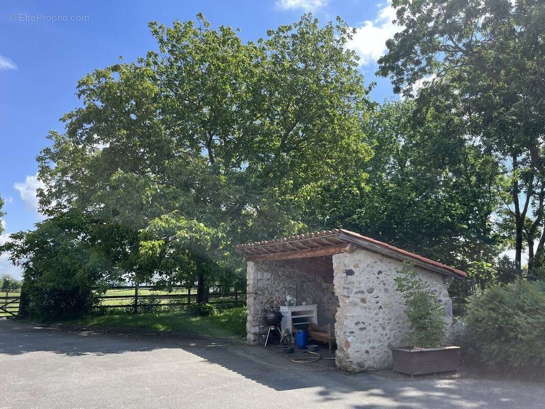 Maison à MARTRES-DE-RIVIERE