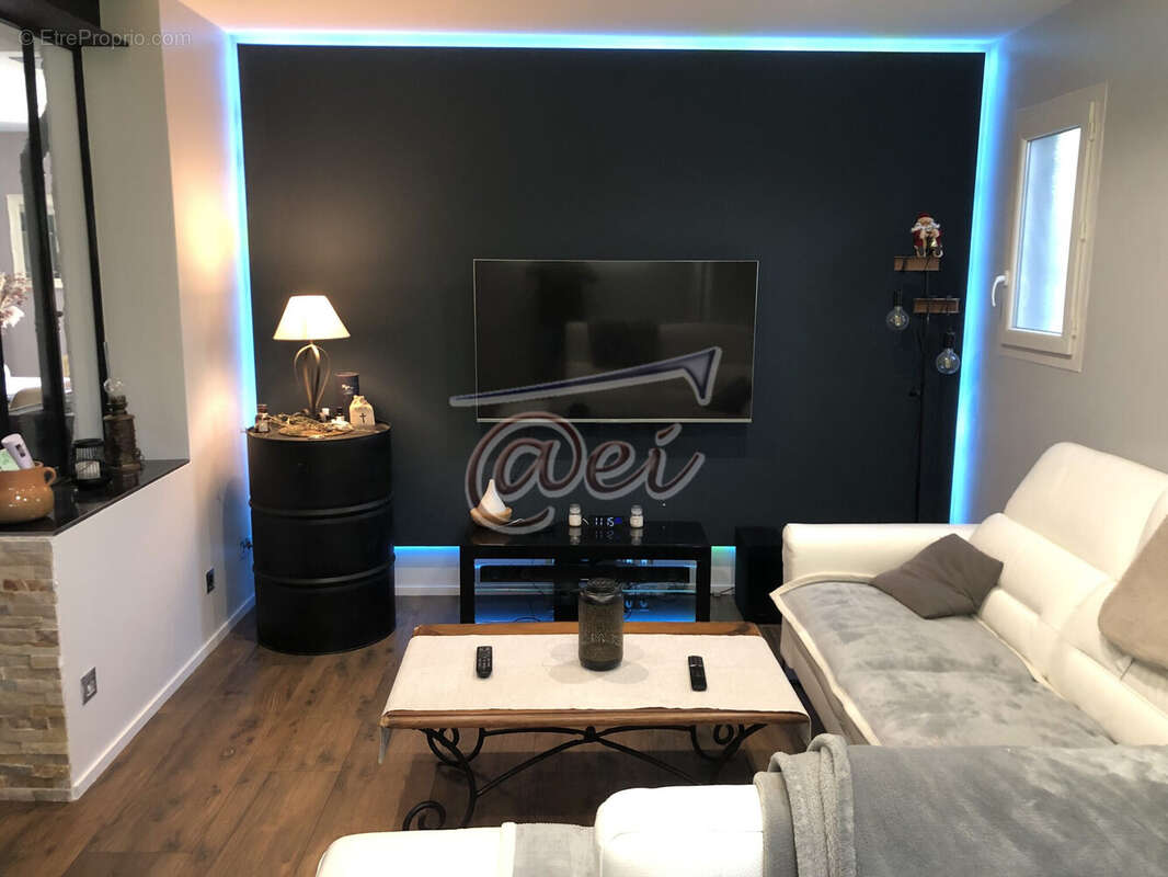 Maison 110 m² à Saint-Maximin-La-Sainte-Baume  - photo 9