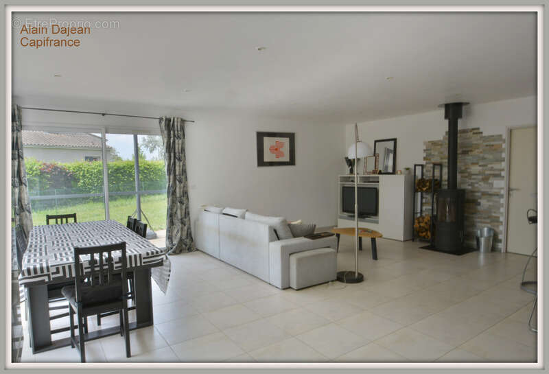 A vendre Maison Contemporaine  6 pièces MONBAHUS (47)-131 M2 -Terrain arboré 2000 M2 - photo 4