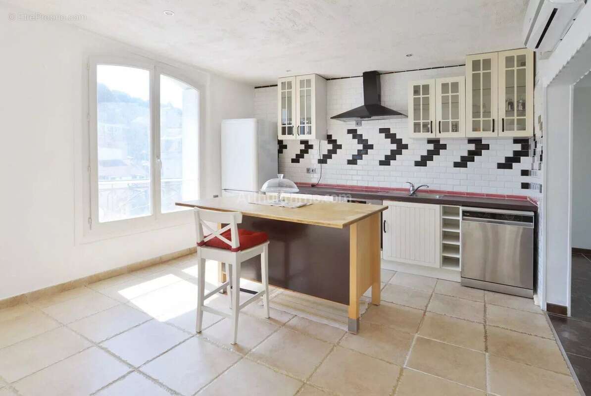 Appartement à VILLENEUVE-SAINT-GEORGES