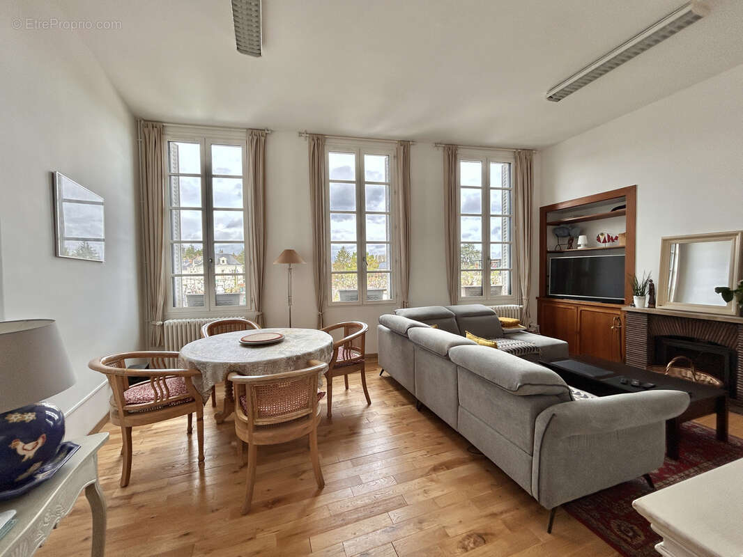 Appartement à LOCHES