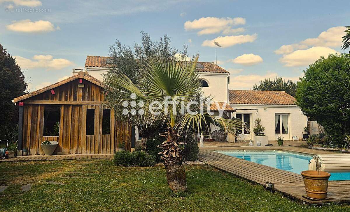 Maison à SAUJON