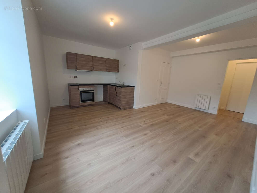 Maison à LE BOIS-D'OINGT