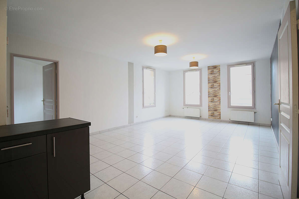 Appartement à BRIGNAIS